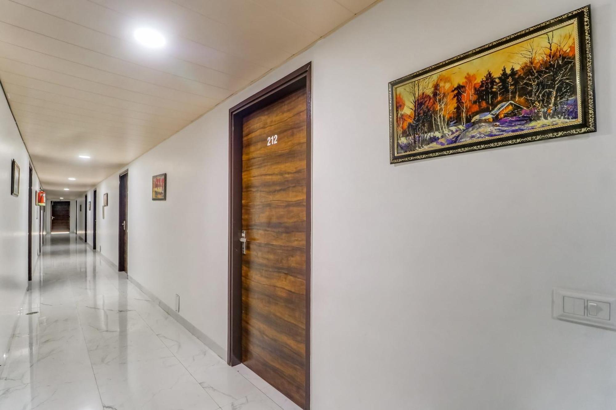 Townhouse Hotel Ludhiana Luaran gambar